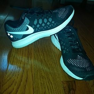 nike running shoes zoom pegasus 31
